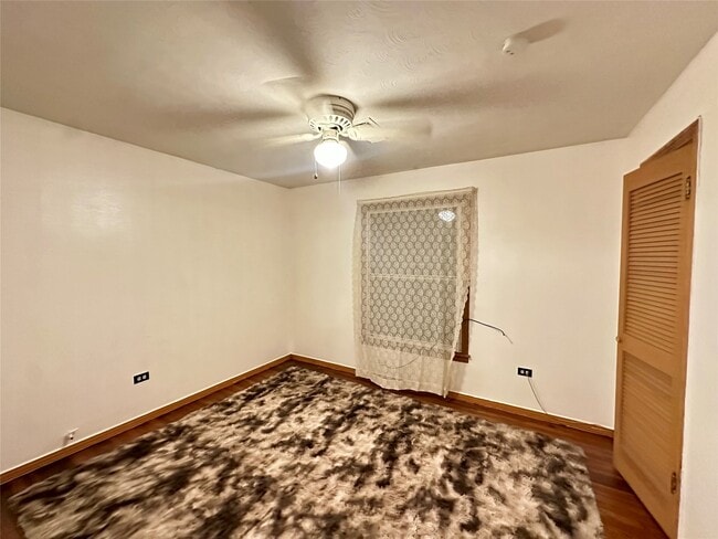 property at 2810 N Houston Dr