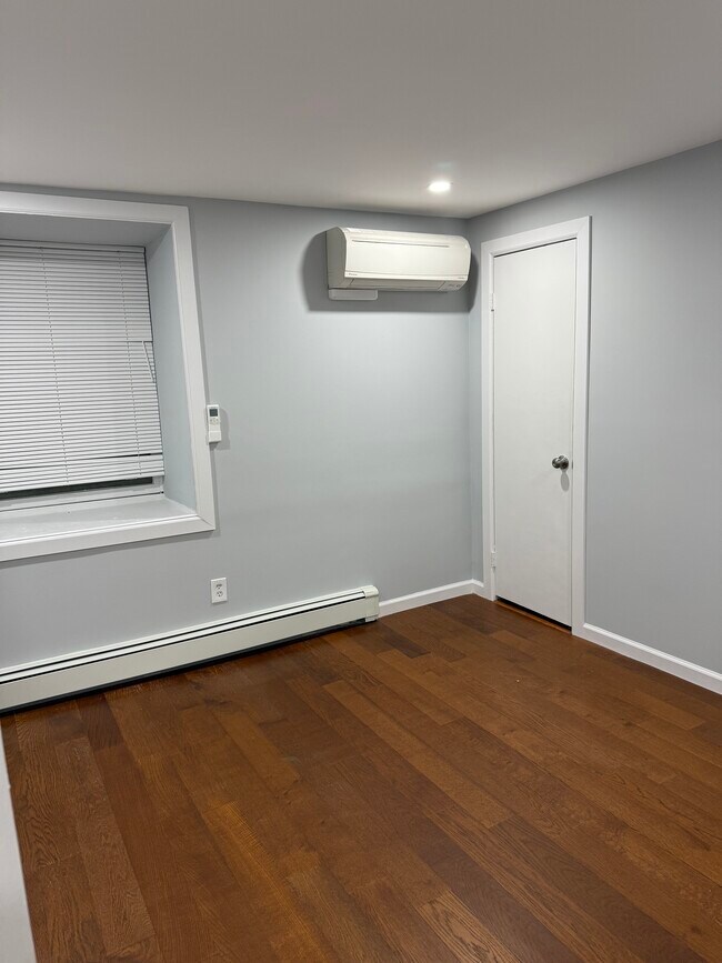 150 Bellport Ave in Bellport, NY - Building Photo - Building Photo