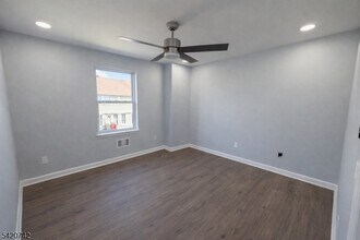 95 19th Ave in Newark, NJ - Building Photo - Building Photo