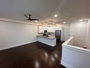 518 W Montgomery Ave in Philadelphia, PA - Building Photo - Building Photo