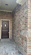 212 Navajo Trail in Alvarado, TX - Building Photo - Building Photo