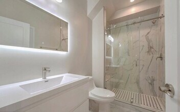 2536 Elvans Rd SE in Washington, DC - Foto de edificio - Building Photo