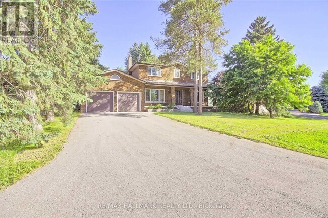 29 Rosegarden Crescent in Richmond Hill, ON - Building Photo - Building Photo