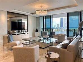 7391 Island Estates Dr in Aventura, FL - Building Photo - Building Photo