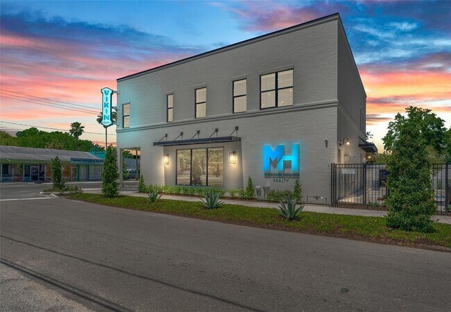 902 E Curtis St in Tampa, FL - Building Photo - Building Photo