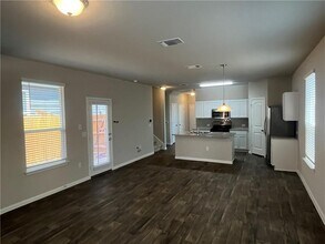 1916 Whitaker Dr in Austin, TX - Building Photo - Building Photo