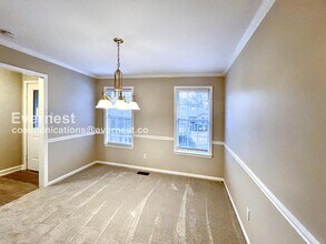 121 Illinois Bayou Dr in Sherwood, AR - Foto de edificio - Building Photo