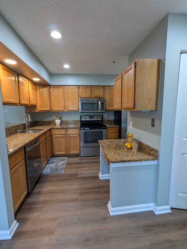 12221 Eagles Nest Ct in Germantown, MD - Foto de edificio - Building Photo