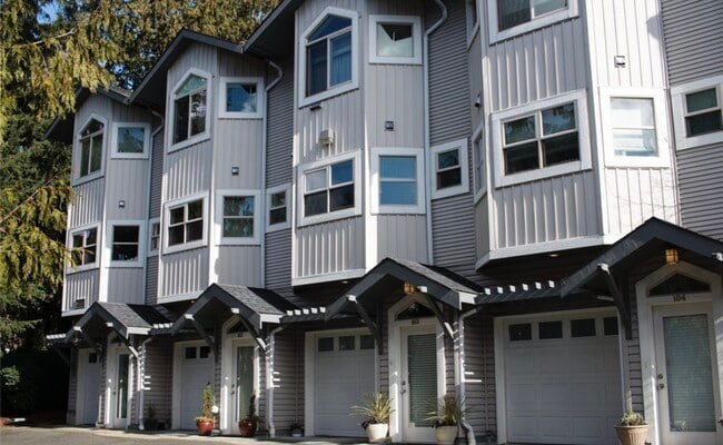 11570 Stone Ave N in Seattle, WA - Building Photo - Building Photo