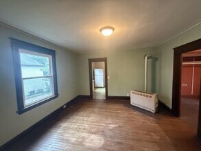 915 Jackson St NW in Grand Rapids, MI - Building Photo - Building Photo