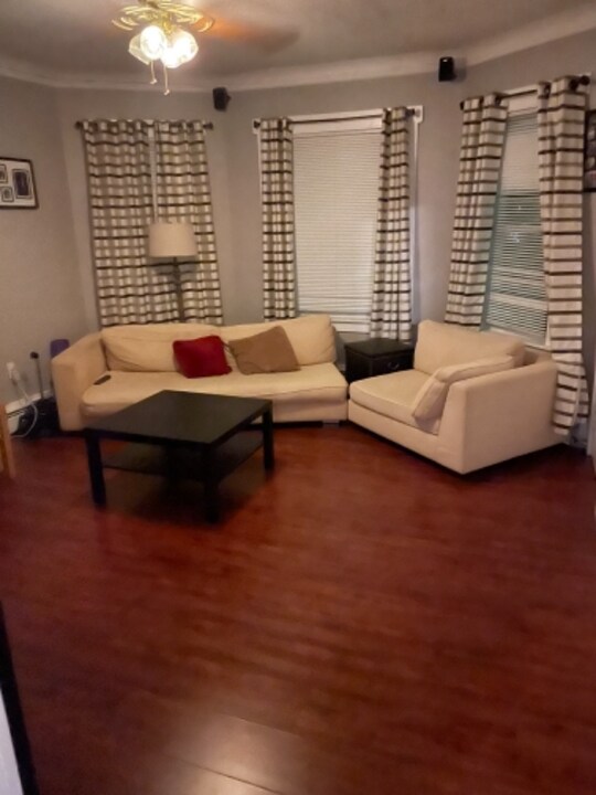 54 Eaton St in Lawrence, MA - Building Photo