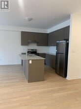 63 Hillcroft Wy in Kawartha Lakes, ON - Building Photo - Building Photo