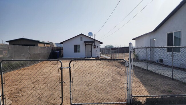 26535 Ward St in Highland, CA - Building Photo - Building Photo