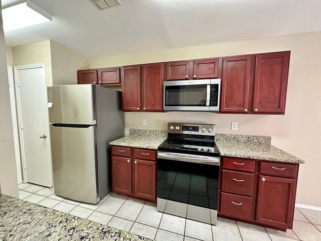 8135 Rustic Park in San Antonio, TX - Building Photo - Building Photo