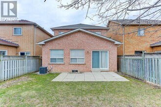 9 Belwood Blvd in Vaughan, ON - Building Photo - Building Photo