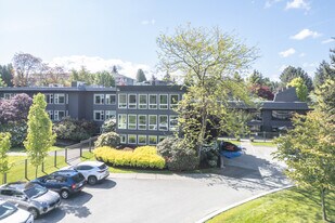 The Mayfair in Abbotsford, BC - Building Photo