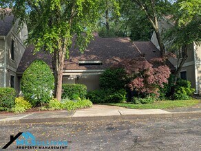 4101 Five Oaks Dr in Durham, NC - Building Photo - Building Photo