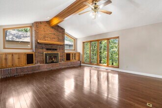 30 Kensington Dr in Bella Vista, AR - Building Photo - Building Photo