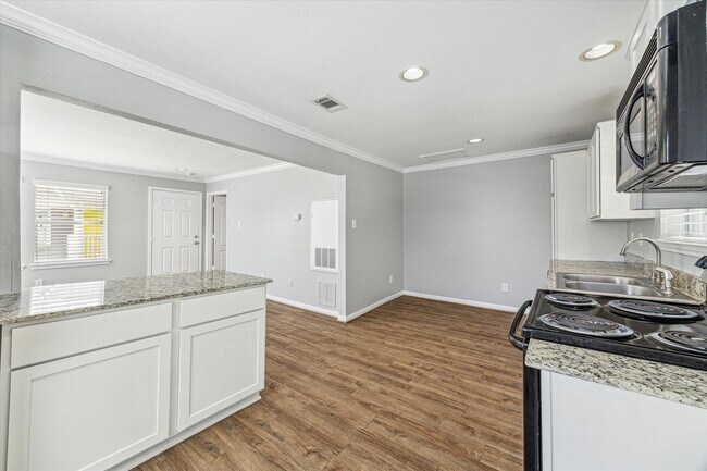 1548 Ashland St in Houston, TX - Building Photo - Building Photo