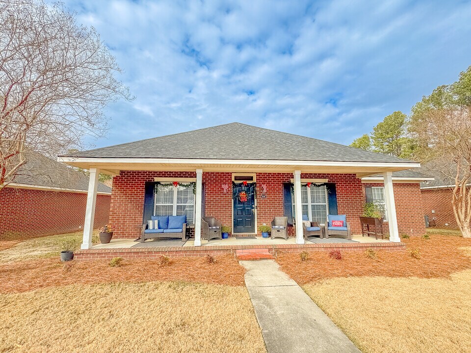 1131 Trellis Ct in Statesboro, GA - Building Photo