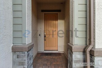 15042 Iron River Dr in Reno, NV - Building Photo - Building Photo