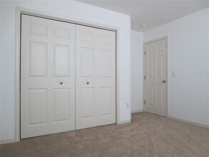 1062 Dryden Rd in Ithaca, NY - Foto de edificio - Building Photo