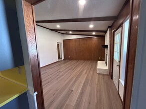 902 Walnut St in Royse City, TX - Foto de edificio - Building Photo