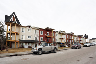 Panamount Place in Calgary, AB - Building Photo - Building Photo