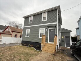 1 Cottage St in Johnston, RI - Building Photo