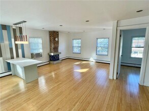 2 Broadway Ave-Unit -2 in New York, NY - Building Photo - Building Photo