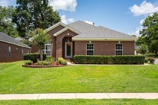 1241 Sandler Ridge Rd in Tallahassee, FL - Building Photo