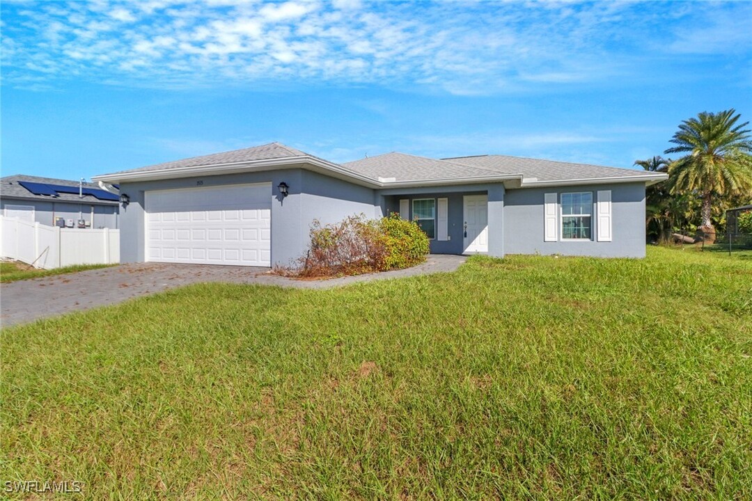 1515 NW 18th Terrace in Cape Coral, FL - Building Photo