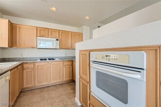 47 E Agate Ave in Las Vegas, NV - Building Photo - Building Photo