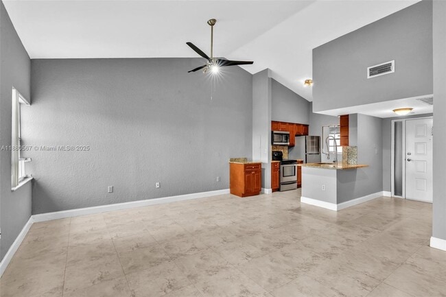 property at 2841 N Oakland Forest Dr