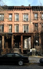 473 Clinton Ave in Brooklyn, NY - Building Photo - Building Photo