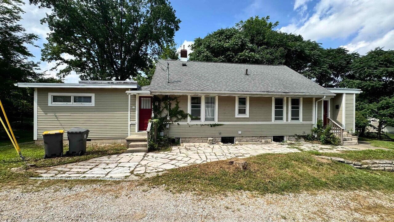 518 S Swain Ave in Bloomington, IN - Building Photo