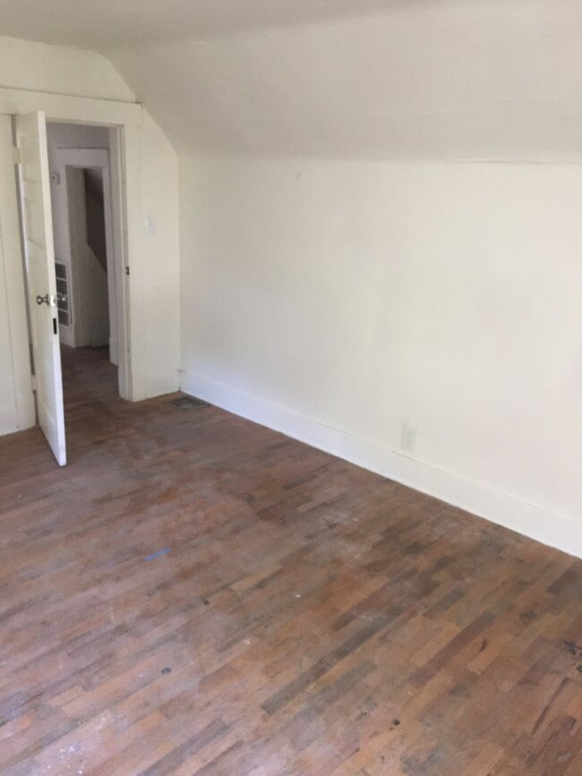 property at 1430 SW Polk St