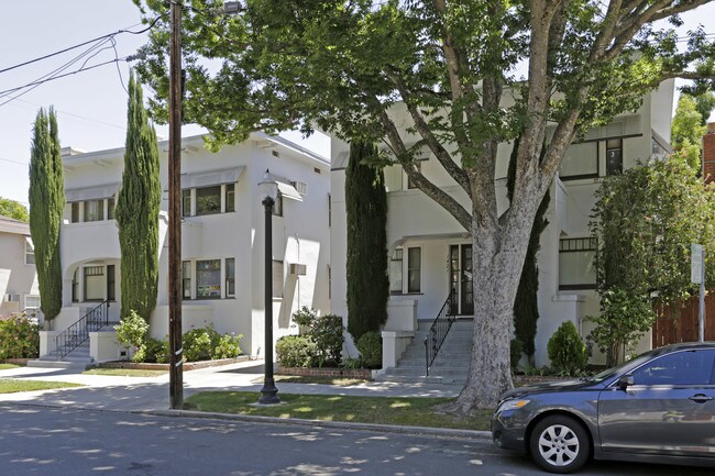 1417-1423 26th St in Sacramento, CA - Building Photo - Building Photo