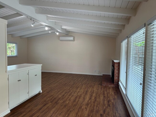 property at 52 Baca Vista