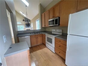 112 Summit Oaks Ln in Holly Springs, NC - Building Photo - Building Photo