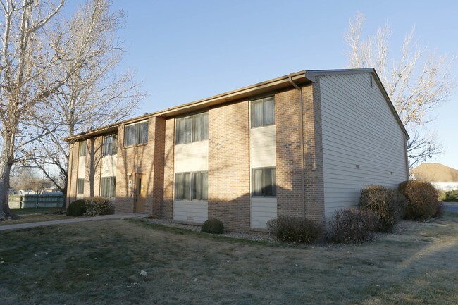 Adams Park Apartments in Fort Lupton, CO - Foto de edificio - Building Photo