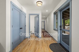 7009 Stanich Ave in Gig Harbor, WA - Building Photo - Building Photo