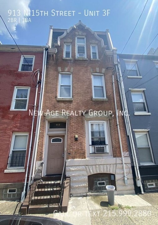 913 N 15th St in Philadelphia, PA - Building Photo