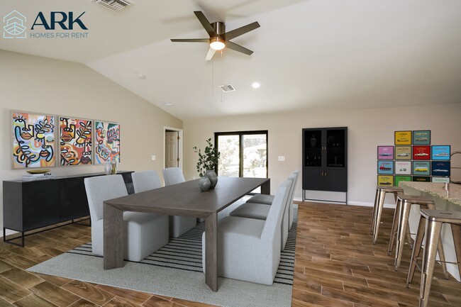 8436 Aloha Rd in Ft. Myers, FL - Building Photo - Building Photo