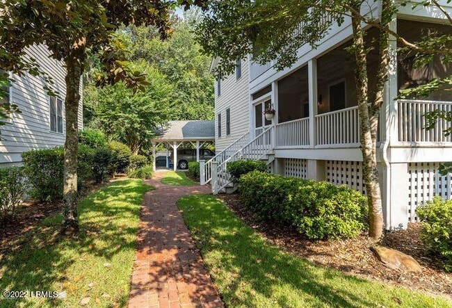 2 Battery Point Ln in Beaufort, SC - Building Photo - Building Photo