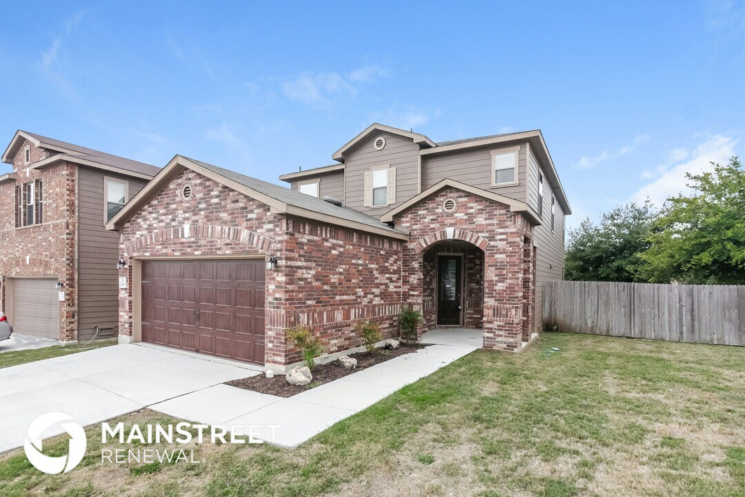 2643 Bluff Cross in San Antonio, TX - Building Photo