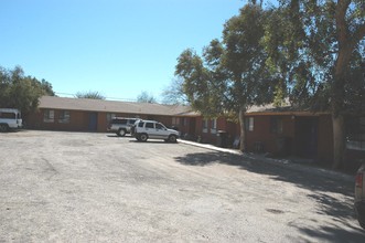 1458-1472 E Hedrick Dr in Tucson, AZ - Building Photo - Building Photo