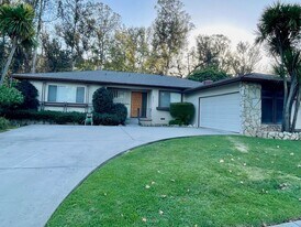 3717 Barcelona Dr in Santa Barbara, CA - Building Photo