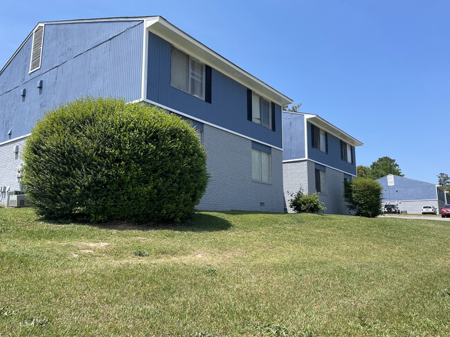 Caswell at Riverbend in Macon, GA - Foto de edificio - Building Photo