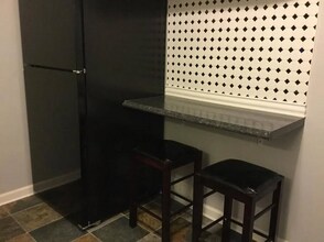 733a Cribbs St in Greensburg, PA - Building Photo - Building Photo